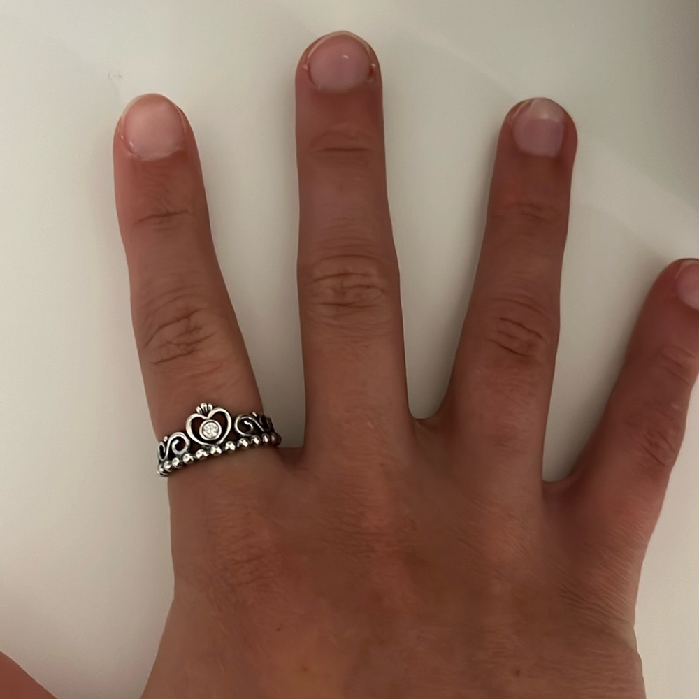 Pandora. Size 6 ring - Picture 1 of 2